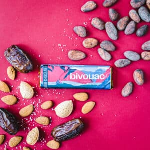 Barre Cayolar 48g de chocolat 70% Datte et amande - marque bivouac